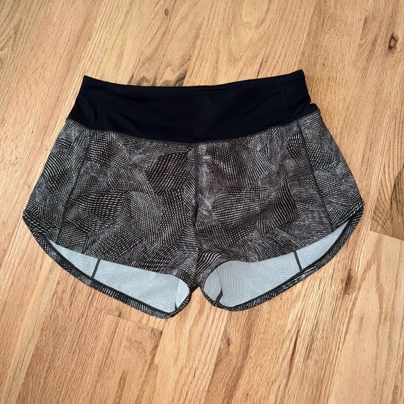 Lululemon 4” Speed Up Short Long Updated Fit Velocity Mesh Island Mist Black 4 - Picture 2 of 11
